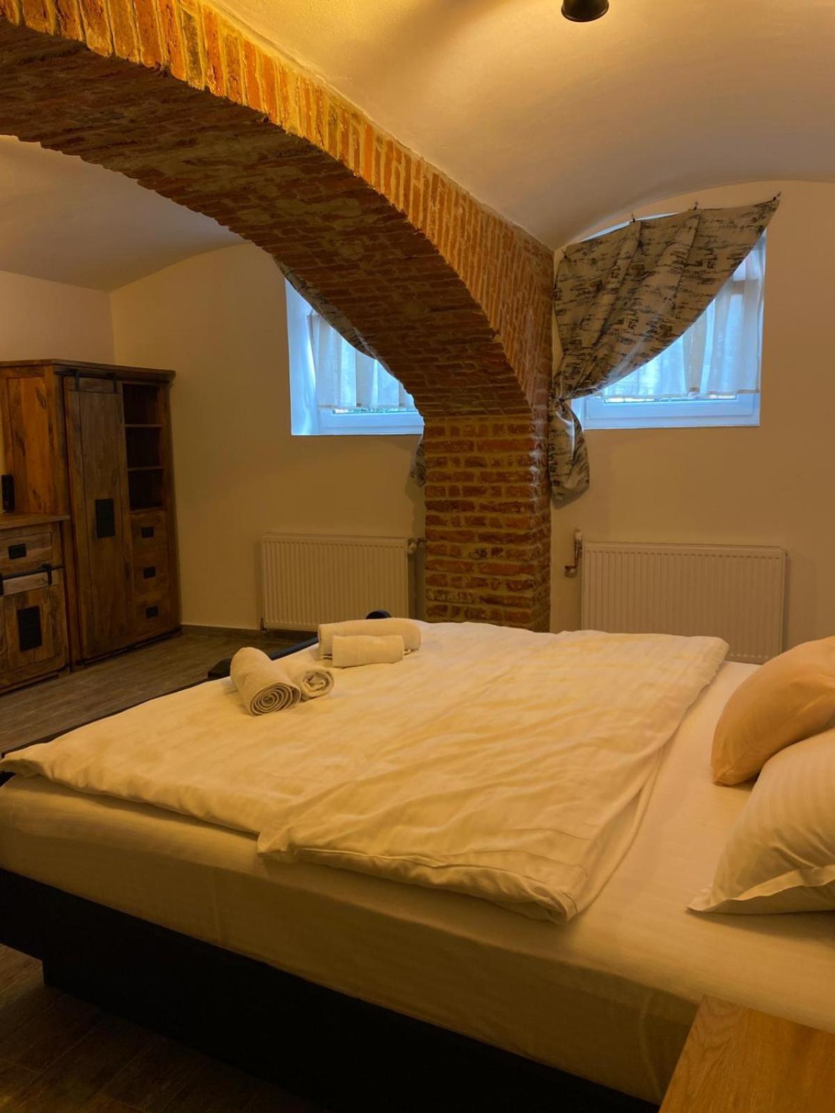 Liberte Apartments Oradea Dış mekan fotoğraf